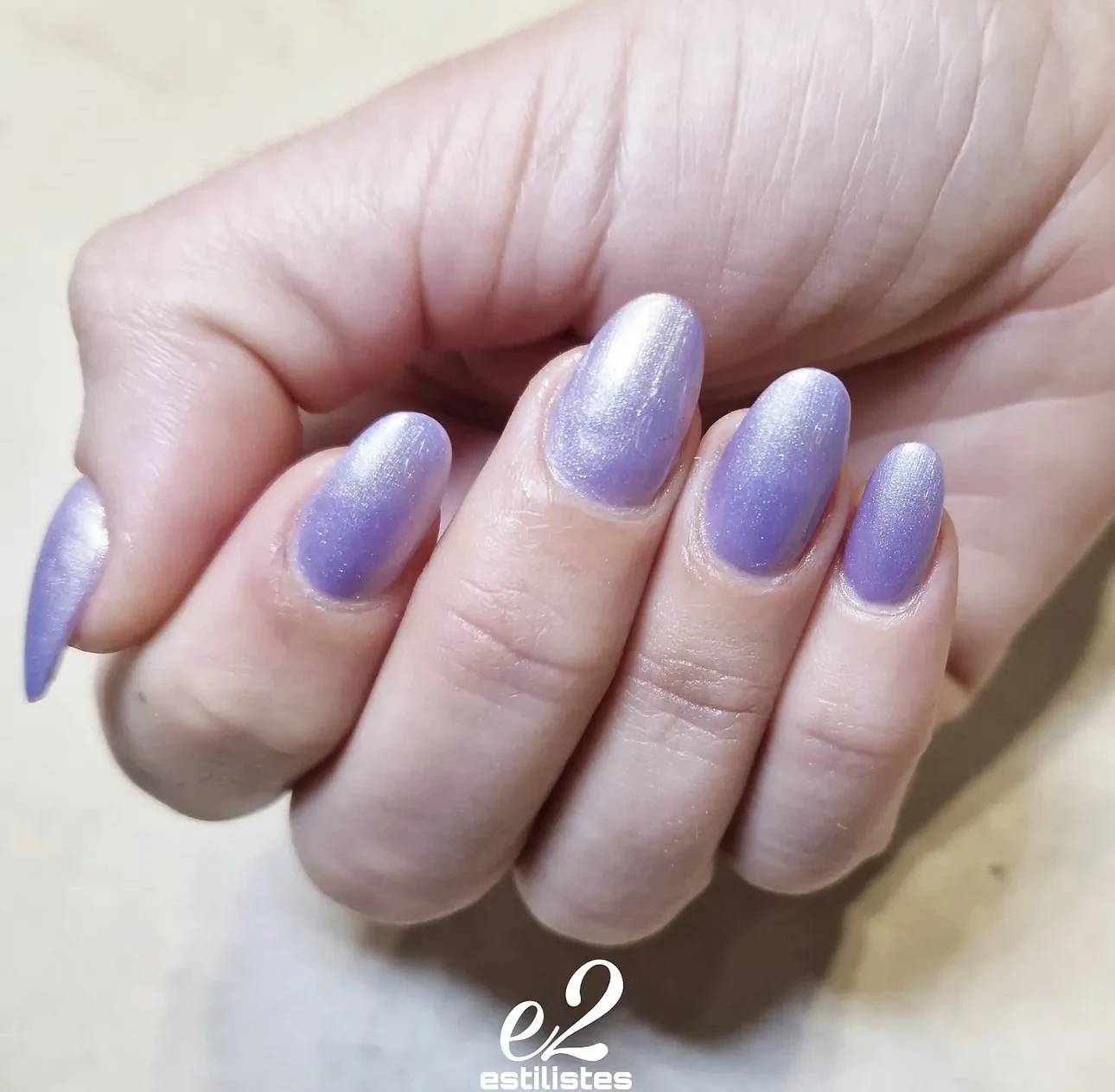 Manicura semipermanente CND
